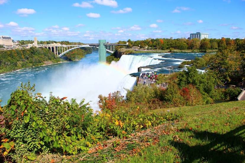 Goat Island in Niagara Falls.jpg
