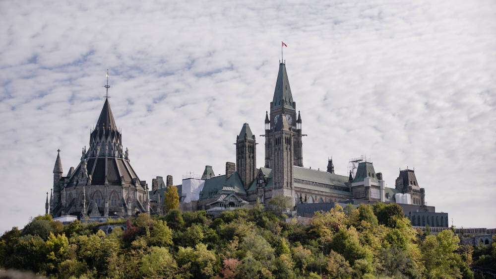 Top of Ottawa Parliament Buildings.jpg
