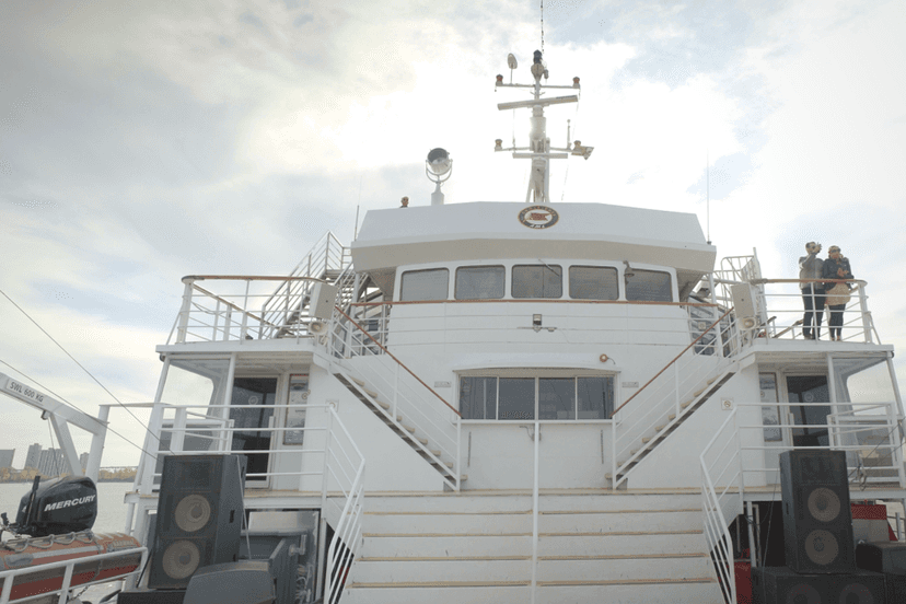 Couple on Croisieres AML Cruise Boat