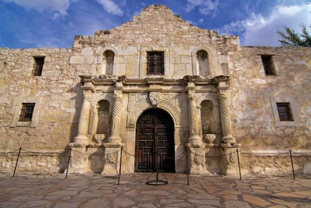 The Alamo San Antonio.jpg