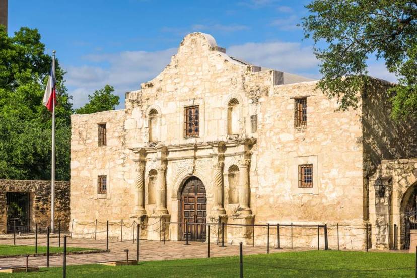 Explore Alamo with San Antonio Tour from Austin.jpg