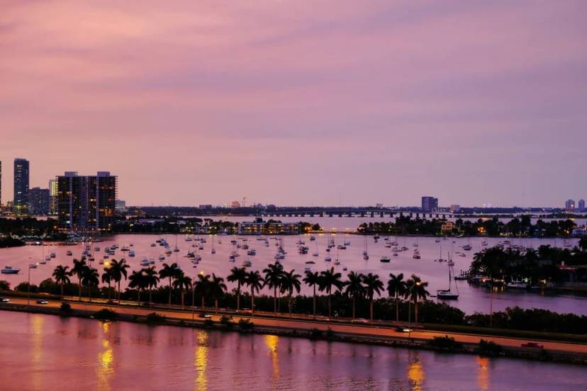 Miami-bay-night.jpg