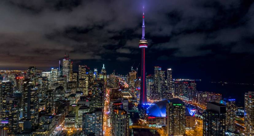 Scenic Night Tour of Toronto with CN Tower.jpg