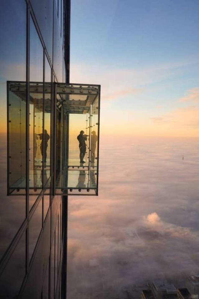 Visit Ledge Chicago Night Tour.jpg