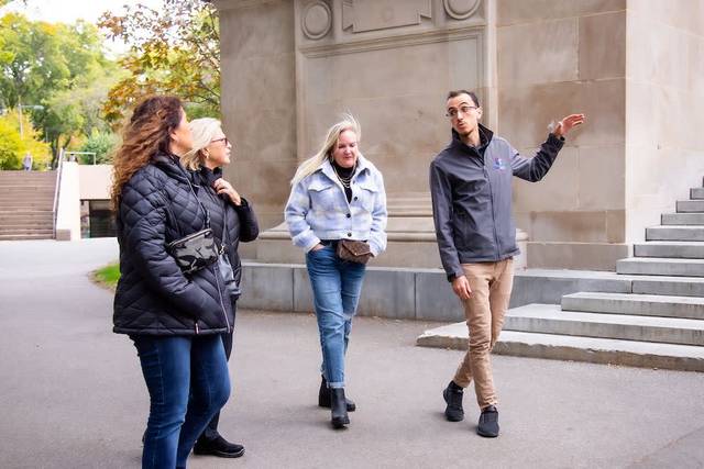 People enjoying on Best of Boston Tour.jpg