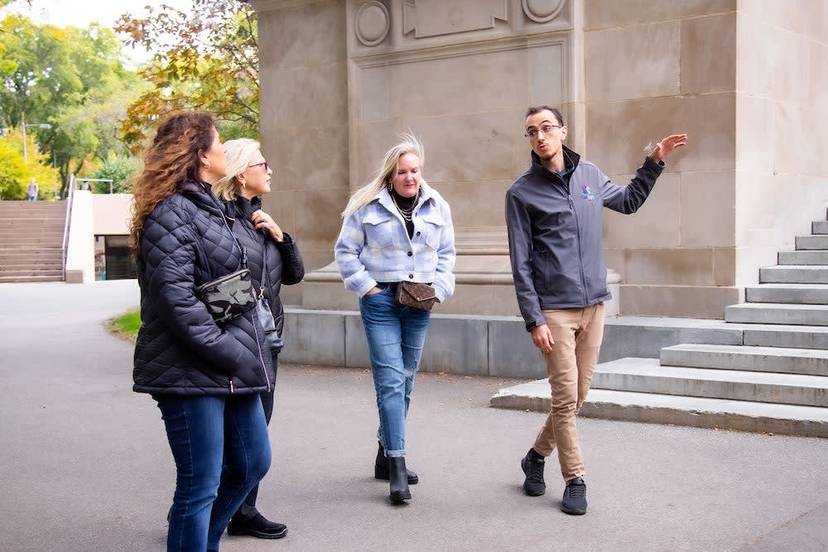 People enjoying on Best of Boston Tour.jpg