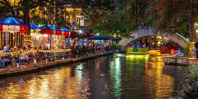 san-antonio-tour-with-boat-ride-night.jpg