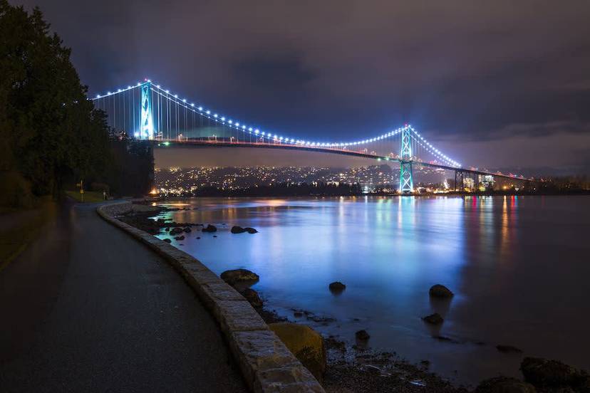 Vancouver Twilight Tour with Stanley Park Night.jpg