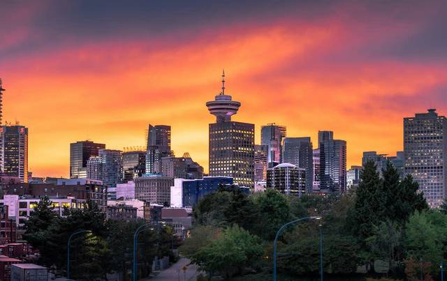 Lookout Skyline Sunset Vancouver Twilight Tour.jpg