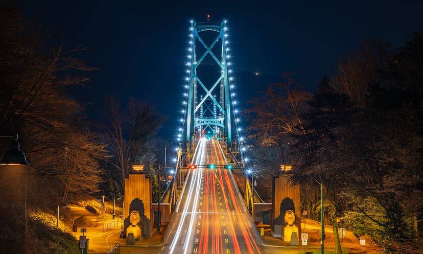 Vancouver Twilight Tour Lions Gate Stanley Park Night.jpg
