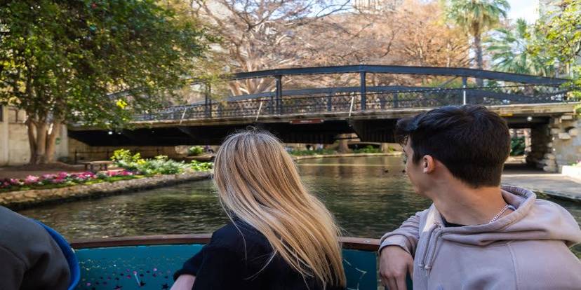San Antonio Small Group Walking Tour with Riverwalk Boat Cruise.jpg