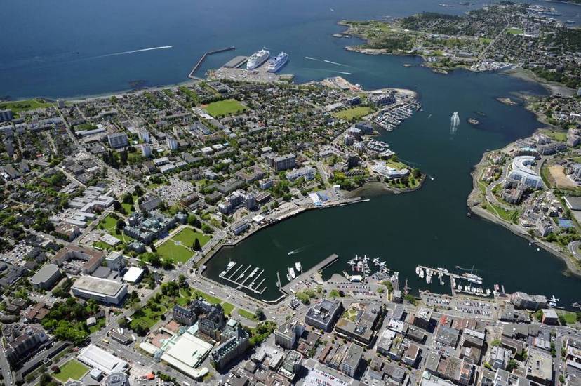 Victoria BC Tour Malahat Skywalk and Butchart Gardens.jpg