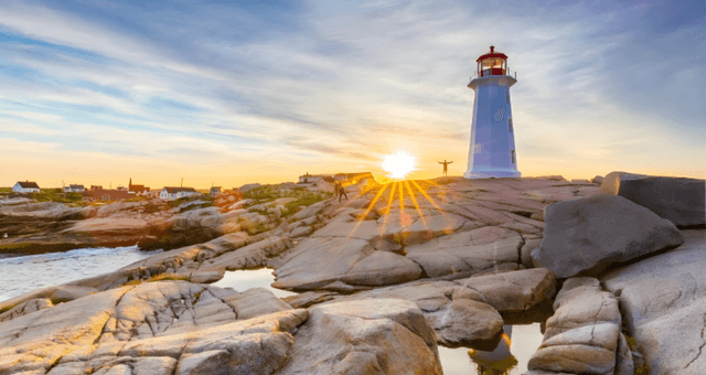Peggy's Cove Lighthouse.jpg