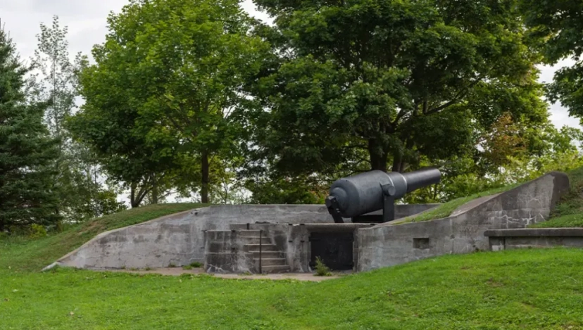 https://res.cloudinary.com/see-sight-tours/image/upload/v1738904153/strapi/Point_Pleasant_Park_Halifax_472b7f95fb.webp