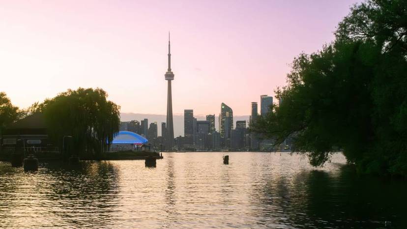 Toronto Night Tour (with Boat Ride).jpg