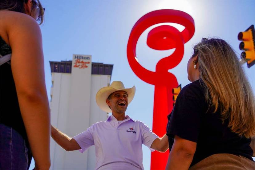 Tower of Friendship Food Walking Tour