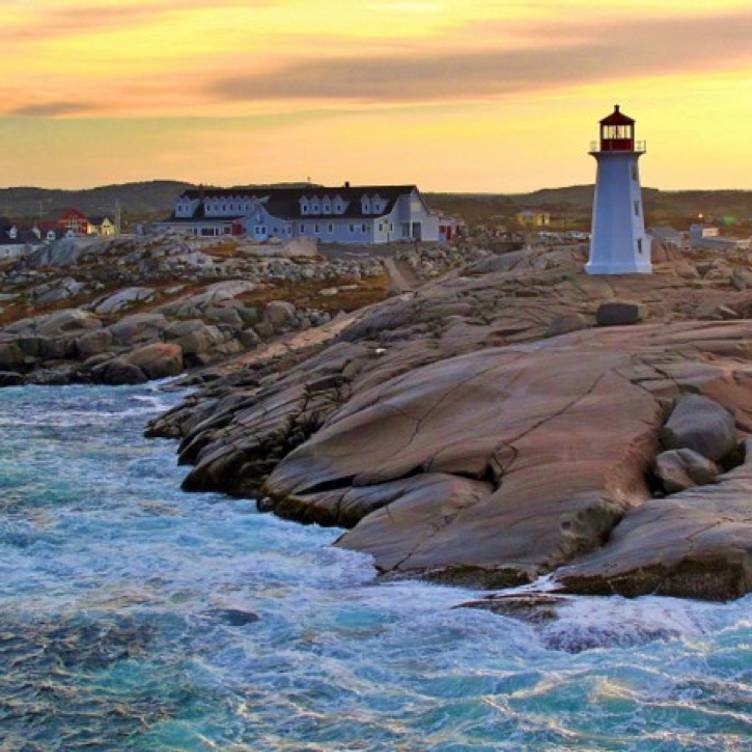 https://res.cloudinary.com/see-sight-tours/image/upload/v1683291032/strapi/Sou_Wester_1_633e461aa5.jpg