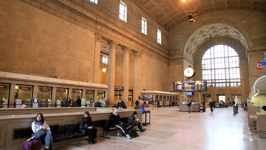 https://res.cloudinary.com/see-sight-tours/image/upload/v1738659173/strapi/Union_Station1_Toronto1_c73781f477.webp