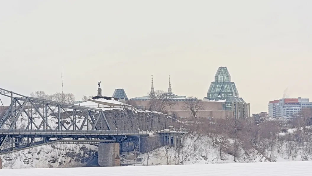https://res.cloudinary.com/see-sight-tours/image/upload/v1738909624/strapi/Nepean_Point_Ottawa1_11e87dcc05.webp