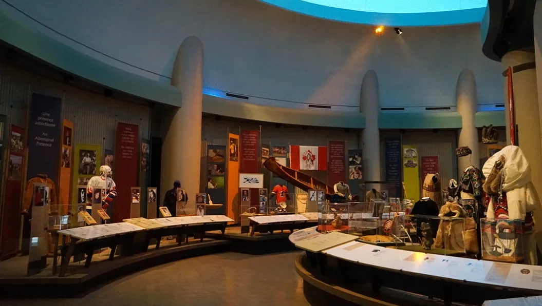 https://res.cloudinary.com/see-sight-tours/image/upload/v1738912257/strapi/Canadian_Museum_of_History3_0791cfb7bf.webp