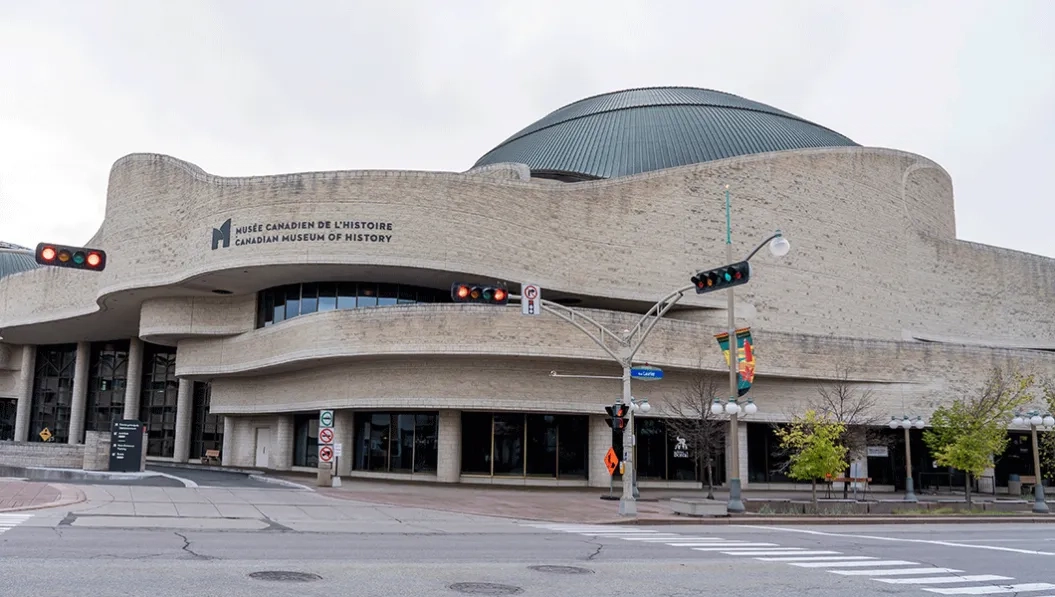 https://res.cloudinary.com/see-sight-tours/image/upload/v1738912373/strapi/Canadian_Museum_of_History_32d8e3b5c8.webp