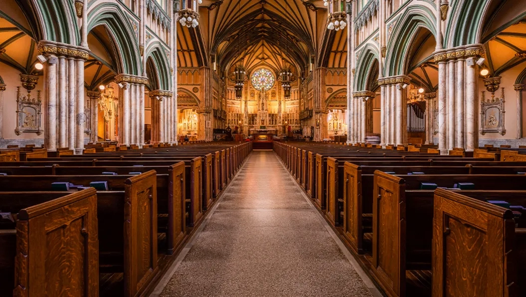 https://res.cloudinary.com/see-sight-tours/image/upload/v1739187418/strapi/St_Dunstans_Basilica_Prince_Edward_Island_1_4b61117c4e.webp