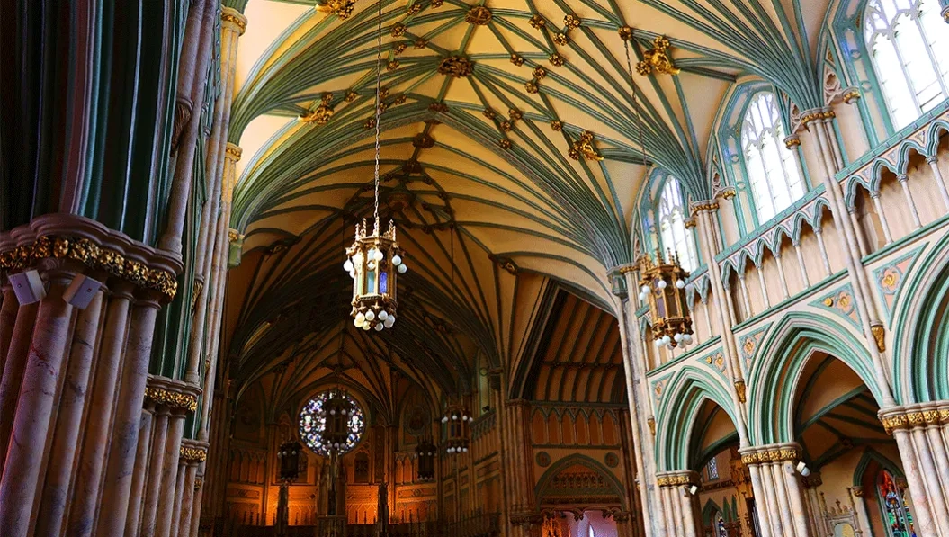 https://res.cloudinary.com/see-sight-tours/image/upload/v1739187418/strapi/St_Dunstans_Basilica_Prince_Edward_Island_8baccb9017.webp