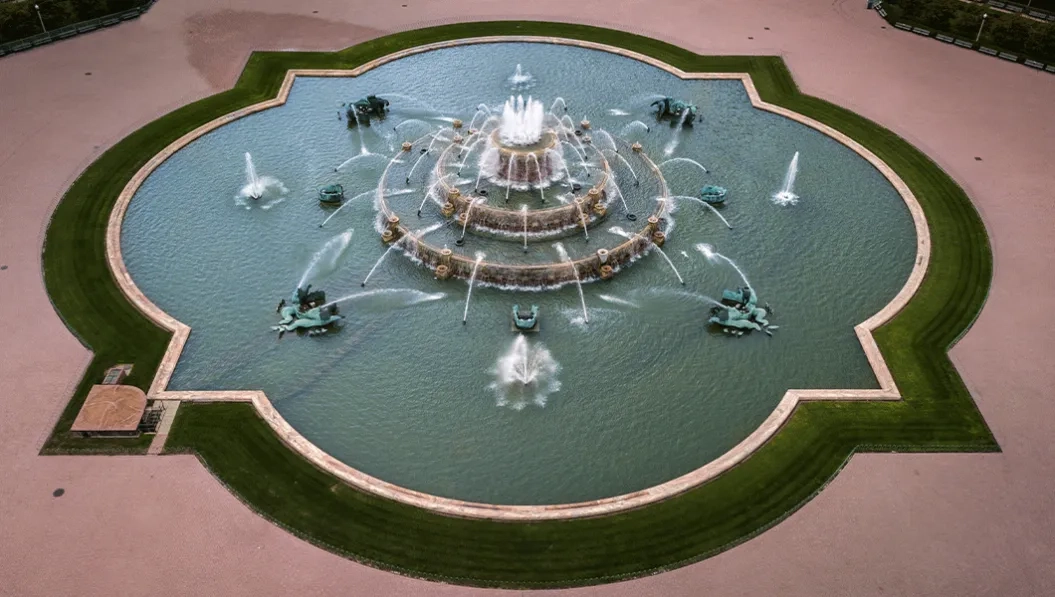 https://res.cloudinary.com/see-sight-tours/image/upload/v1739188062/strapi/Buckingham_Fountain_Chicago_1_6c3b9ff23c.webp