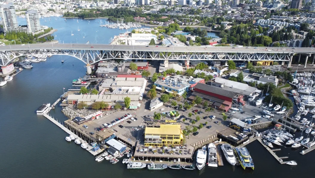 https://res.cloudinary.com/see-sight-tours/image/upload/v1739777727/strapi/Granville_Island1_0126ee505e.webp