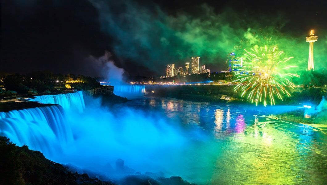 https://res.cloudinary.com/see-sight-tours/image/upload/v1744788720/strapi/Fireworks_Cruise_Falls_8a1dcfd3e9.jpg