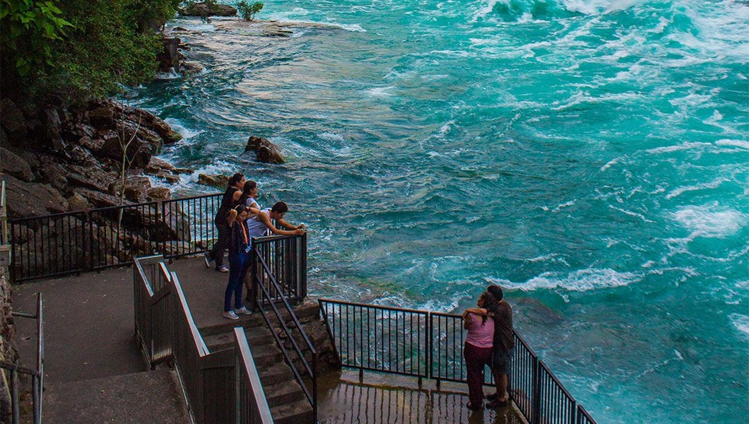 https://res.cloudinary.com/see-sight-tours/image/upload/v1744790228/strapi/White_Water_Walk_Niagara_Falls_Canada_ae5b25bb4a.jpg