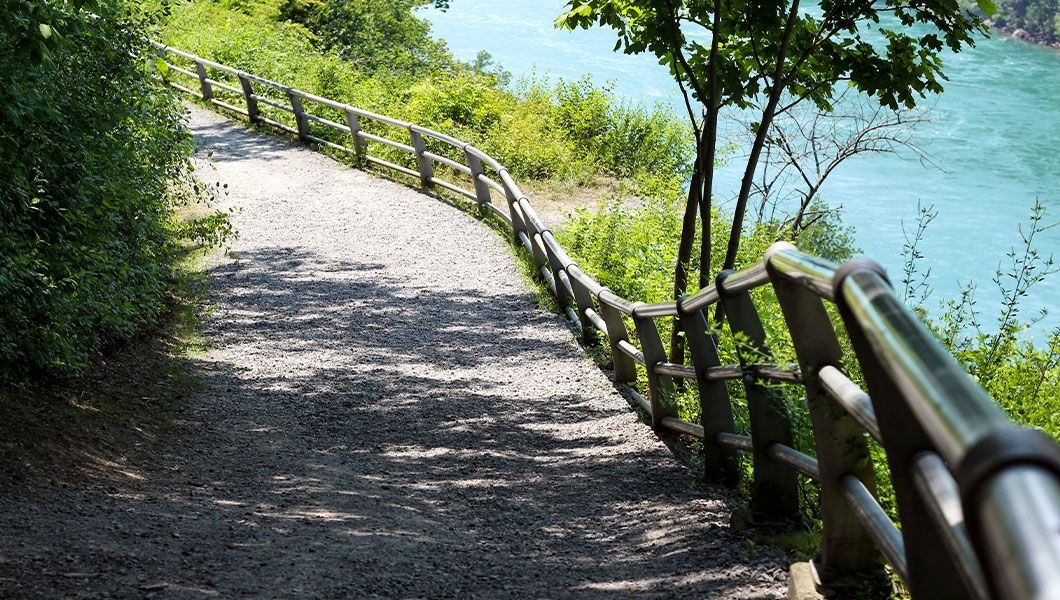 https://res.cloudinary.com/see-sight-tours/image/upload/v1744886479/strapi/Whirlpool_State_Park_NF_NY_73a15aecf7.jpg