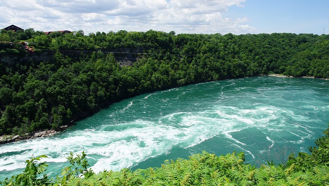 https://res.cloudinary.com/see-sight-tours/image/upload/v1744886479/strapi/Whirlpool_State_Park_New_York_e71c3620e4.jpg