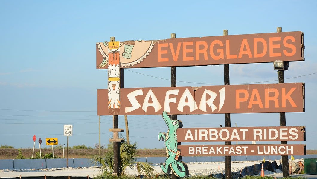https://res.cloudinary.com/see-sight-tours/image/upload/v1744951376/strapi/Everglades_Safari_Park_in_Everglades_National_Park_Florida_5656c8f036.jpg