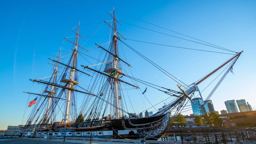 https://res.cloudinary.com/see-sight-tours/image/upload/v1744960564/strapi/U_S_S_Constitution_Boston_a2af364420.jpg