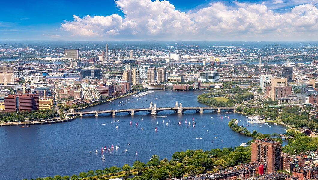 https://res.cloudinary.com/see-sight-tours/image/upload/v1744977636/strapi/View_Boston_MA_9faf8acd6b.jpg