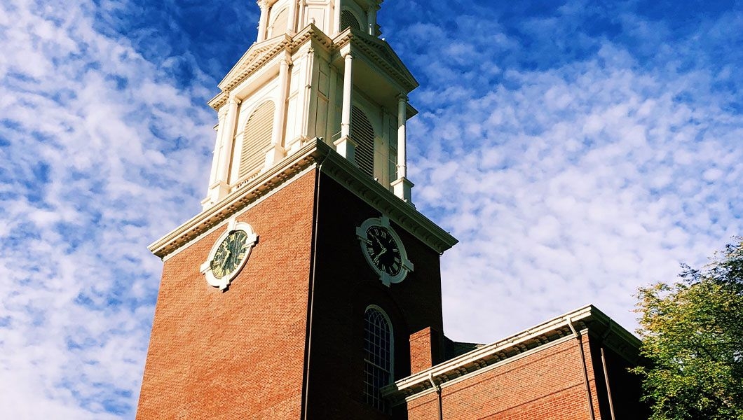 https://res.cloudinary.com/see-sight-tours/image/upload/v1745229212/strapi/Boston_Old_North_Church_a81e31f06f.jpg