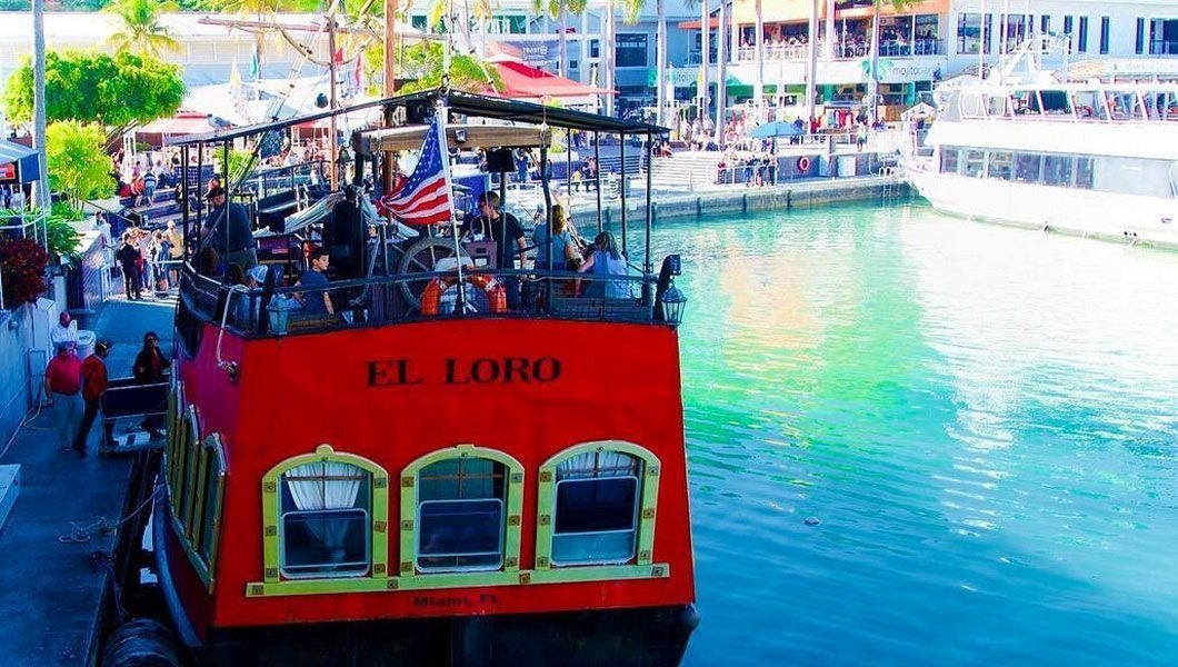 https://res.cloudinary.com/see-sight-tours/image/upload/v1745230346/strapi/Miami_Aqua_Tours_Boat_Cruise_f733e22d5e.jpg