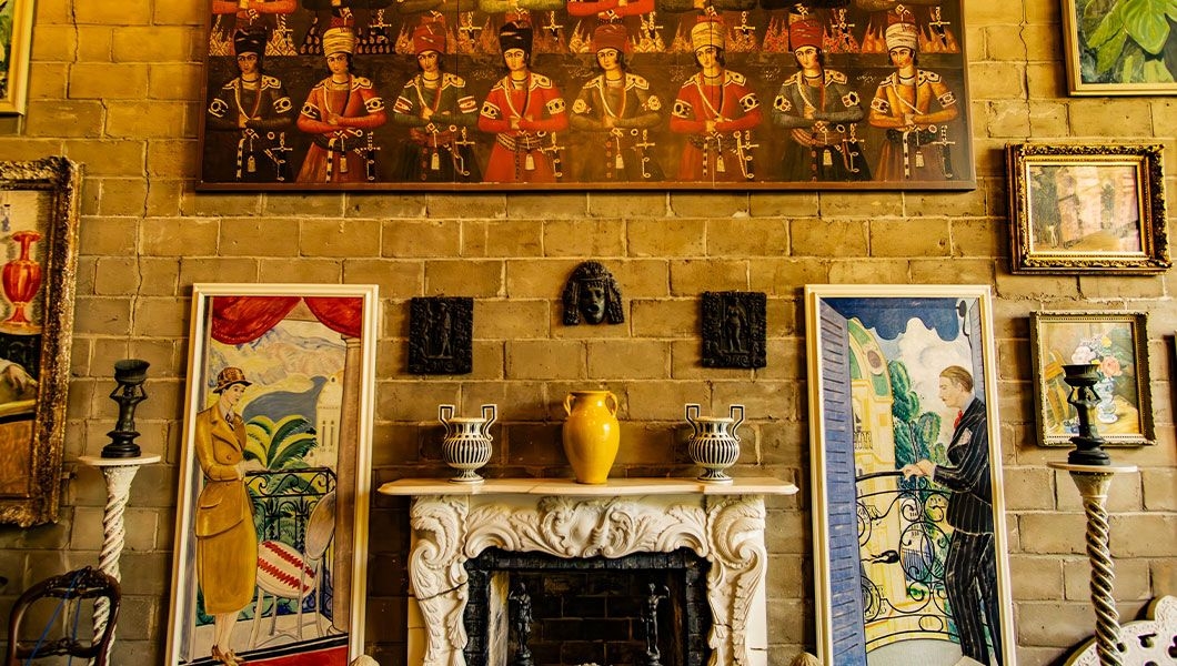 https://res.cloudinary.com/see-sight-tours/image/upload/v1745232706/strapi/the_historic_art_studio_in_the_tranquil_Bonnet_House_Museum_and_garden_47c4f07f6b.jpg
