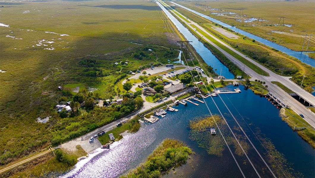 https://res.cloudinary.com/see-sight-tours/image/upload/v1745233275/strapi/Sawgrass_Recreation_Park_3f41e3c812.jpg