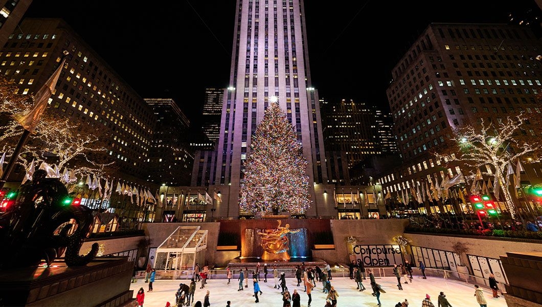 https://res.cloudinary.com/see-sight-tours/image/upload/v1745237851/strapi/Rockefeller_Center_ny_d81ec704b0.jpg