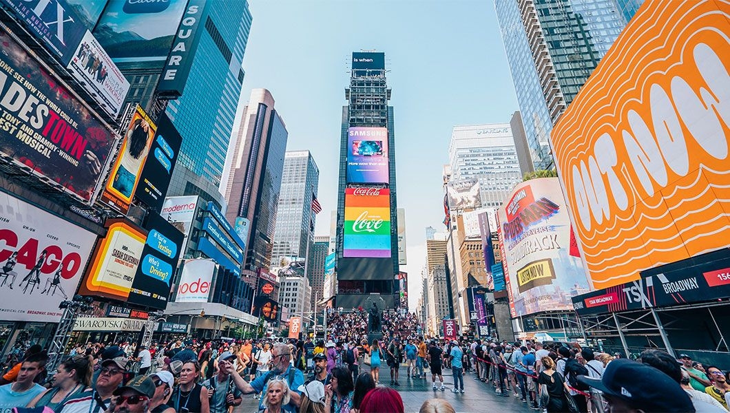 https://res.cloudinary.com/see-sight-tours/image/upload/v1745238116/strapi/Times_Square_NY_3bf6bfbe6d.jpg