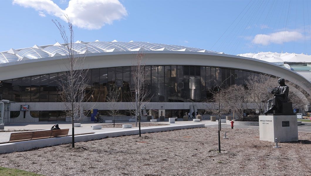 https://res.cloudinary.com/see-sight-tours/image/upload/v1745483004/strapi/Montreal_Canada_Biodome_Olympic_Park_7829ad1cd3.jpg