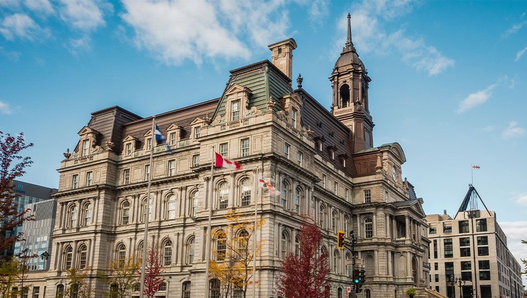 https://res.cloudinary.com/see-sight-tours/image/upload/v1745825413/strapi/Montreal_Canada_City_Hall_9fff34bd25.jpg