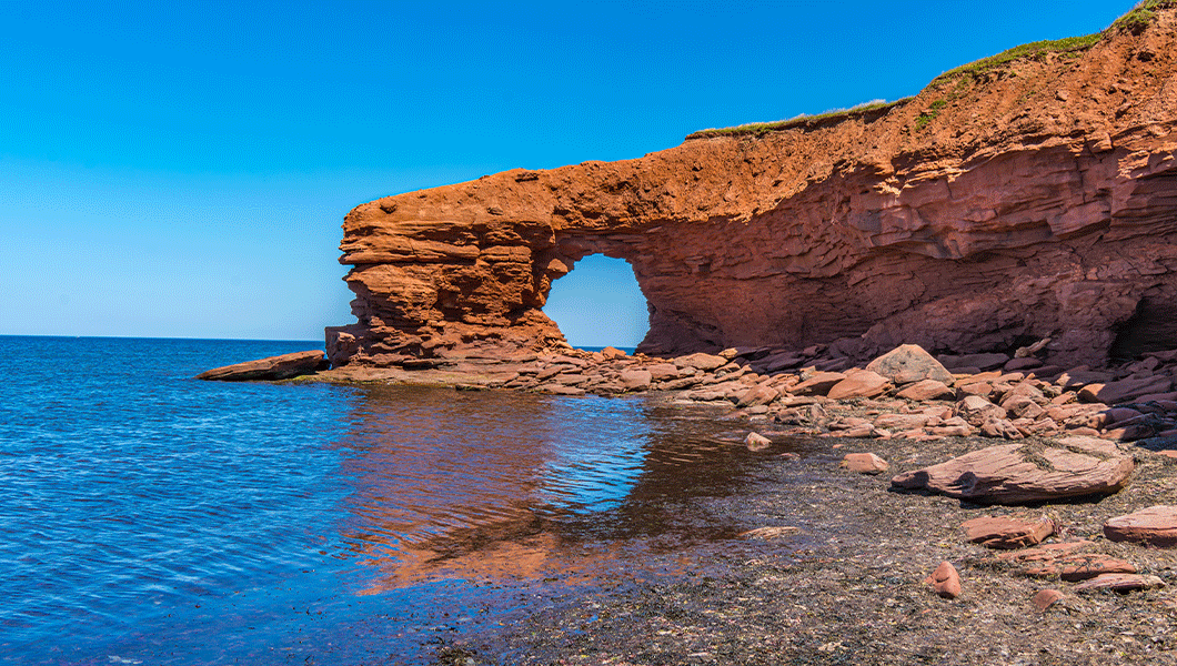 https://res.cloudinary.com/see-sight-tours/image/upload/v1745844335/strapi/Cavendish_Cliffs4_82f84cf73e.png