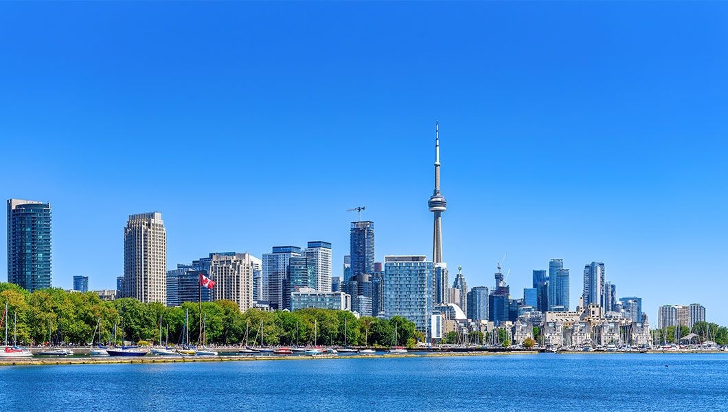 https://res.cloudinary.com/see-sight-tours/image/upload/v1745907495/strapi/Canada_Torronto_Waterfront_ec504a810f.jpg