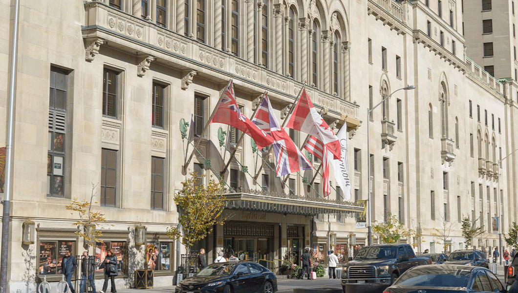 https://res.cloudinary.com/see-sight-tours/image/upload/v1745909186/strapi/Fairmont_Royal_York_Toronto11_eb8f1fe065.png