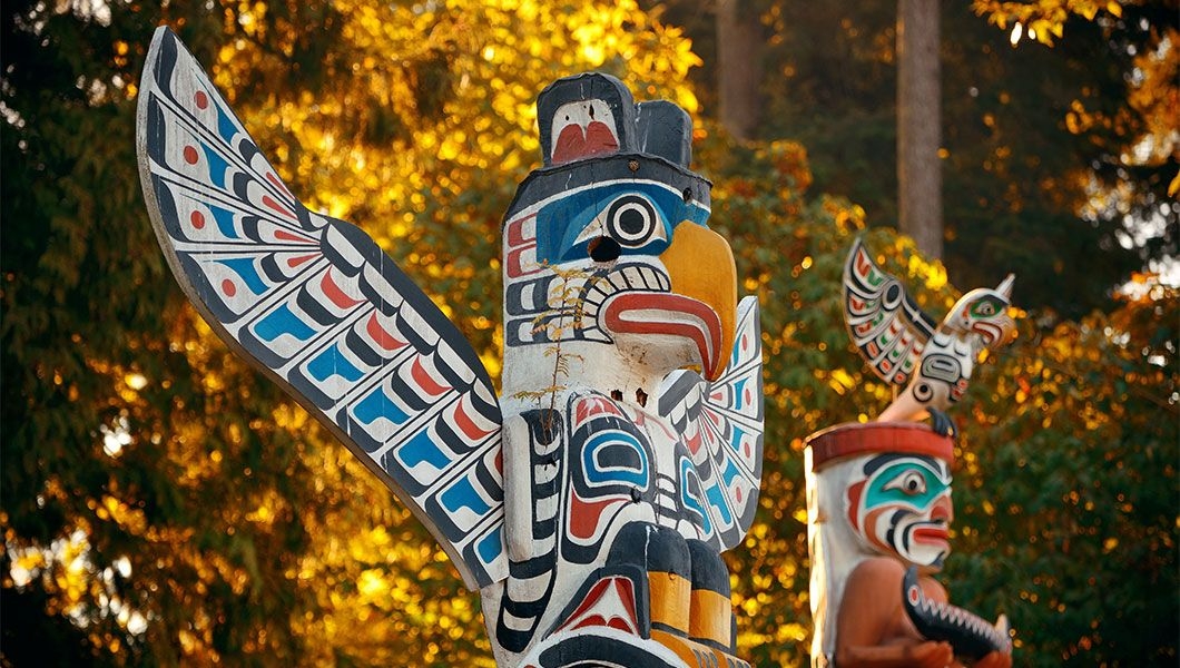 https://res.cloudinary.com/see-sight-tours/image/upload/v1745910200/strapi/Stanley_Park_5778b95af8.jpg