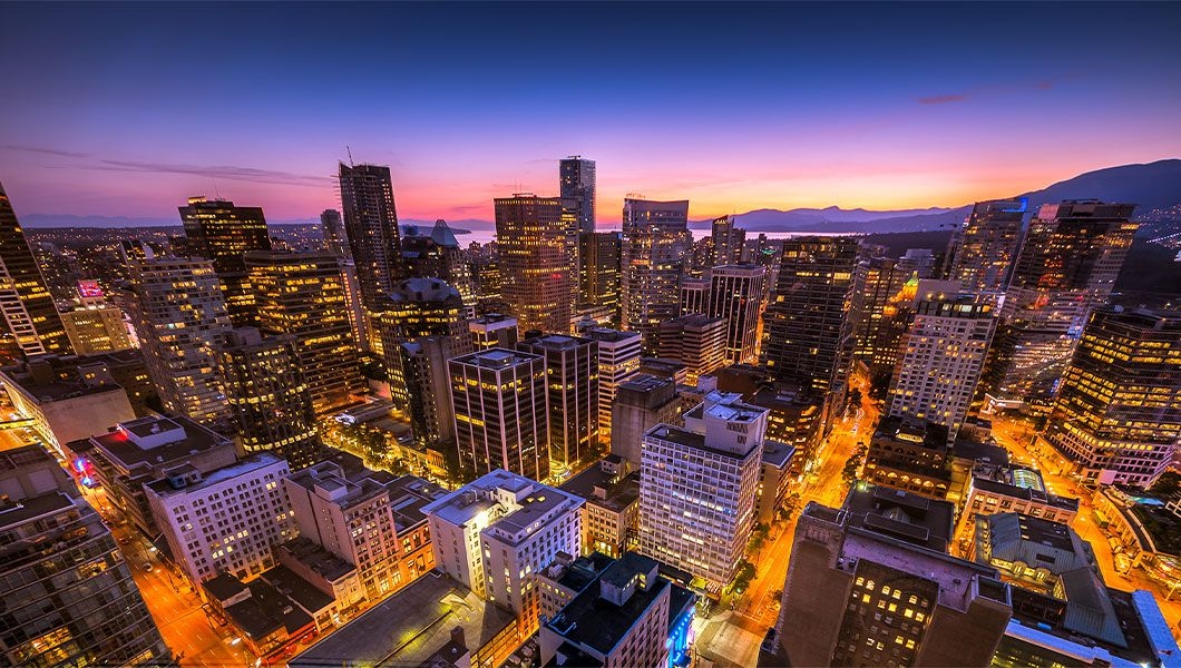 https://res.cloudinary.com/see-sight-tours/image/upload/v1745912665/strapi/Vancouver_Lookout_b279b324db.jpg