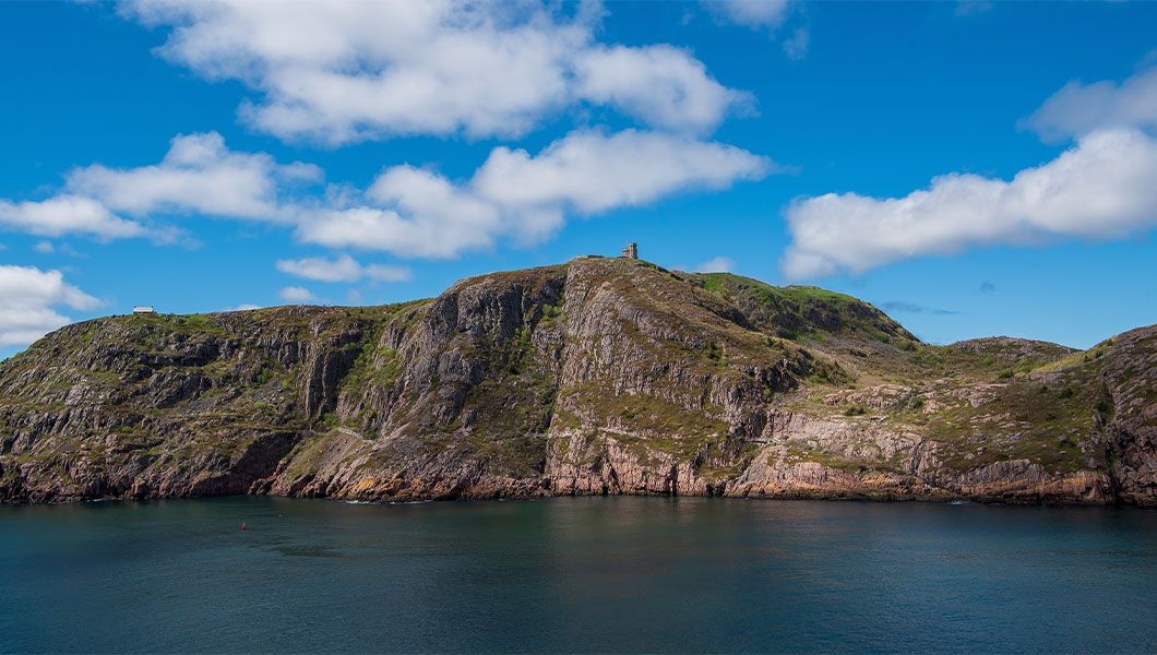 https://res.cloudinary.com/see-sight-tours/image/upload/v1745925203/strapi/St_John_Signal_Hill_Newfoundland_bbff6fd820.jpg